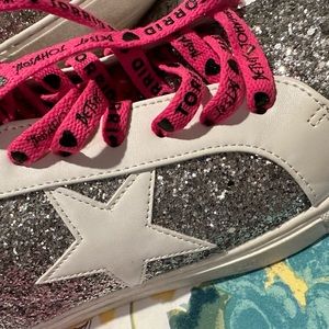 Torrid Betsy Johnson shoes Preowned size 11W nice!!  Super condition!  Sparkle